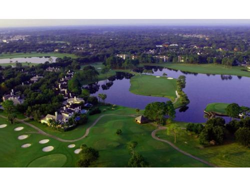 overview photo of heathrow country club